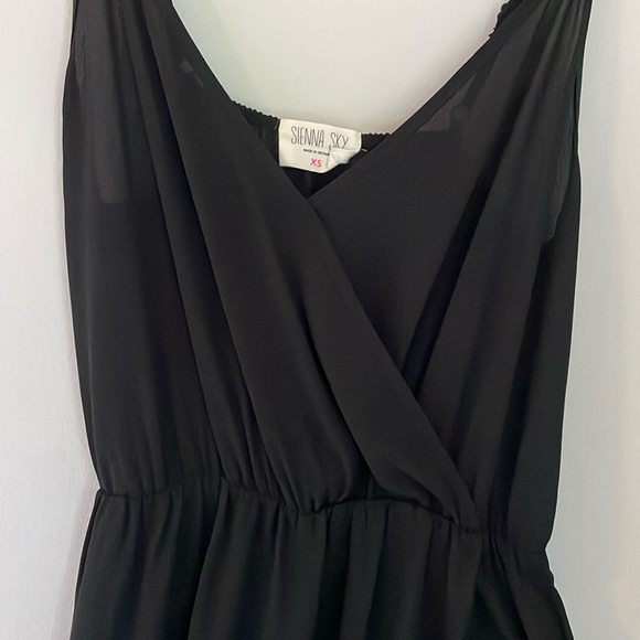 Francesca’s black dress - Picture 2 of 3